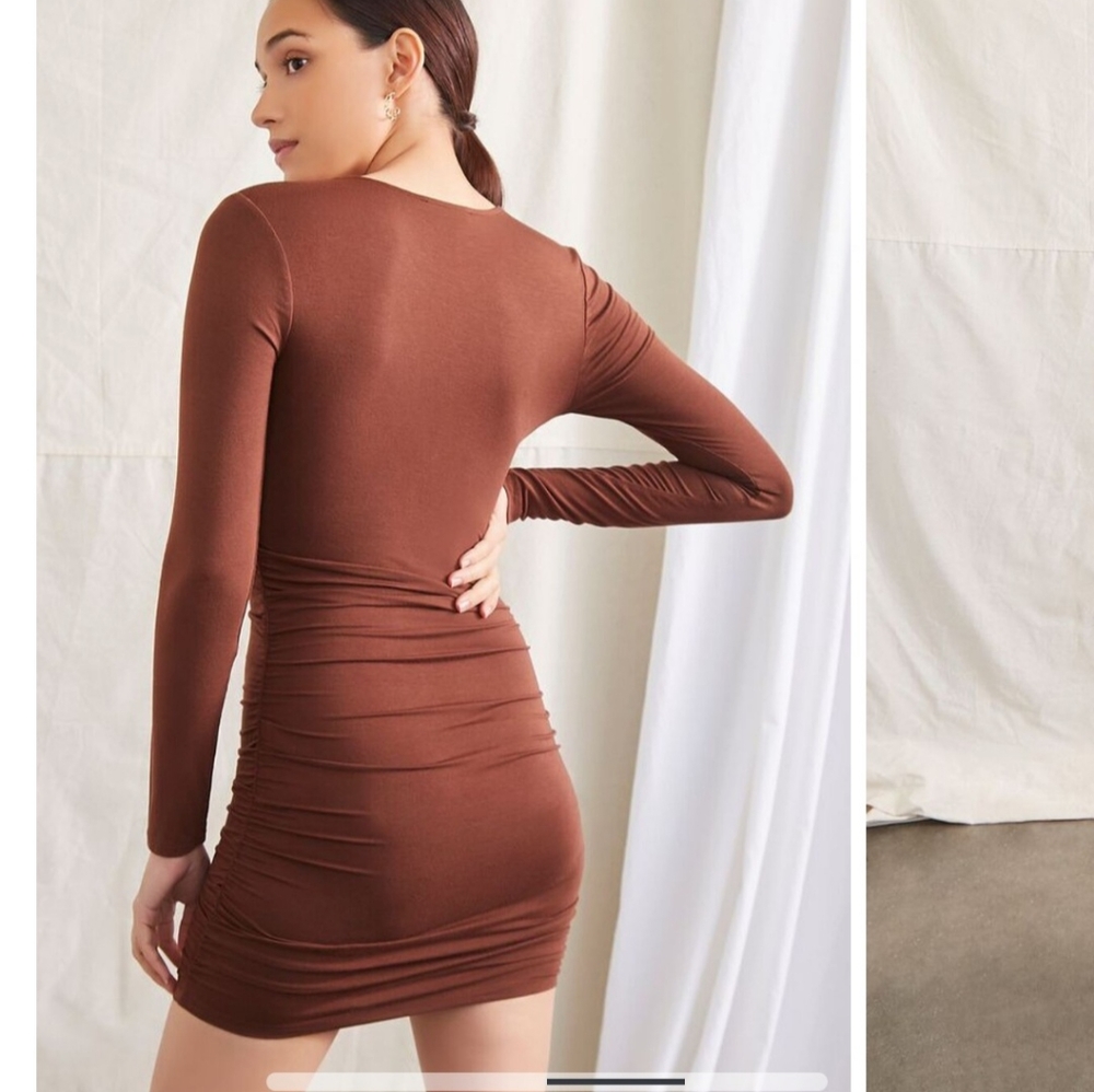 Ruched V beck minidress Large NWT - Picture 7 of 7
